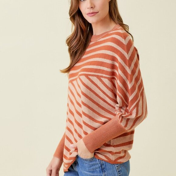 MYSTREE Taupe & Cream Diagonal Stripe Dolman Sleeve Sweater Asymmetrical Hem - Picture 5 of 8